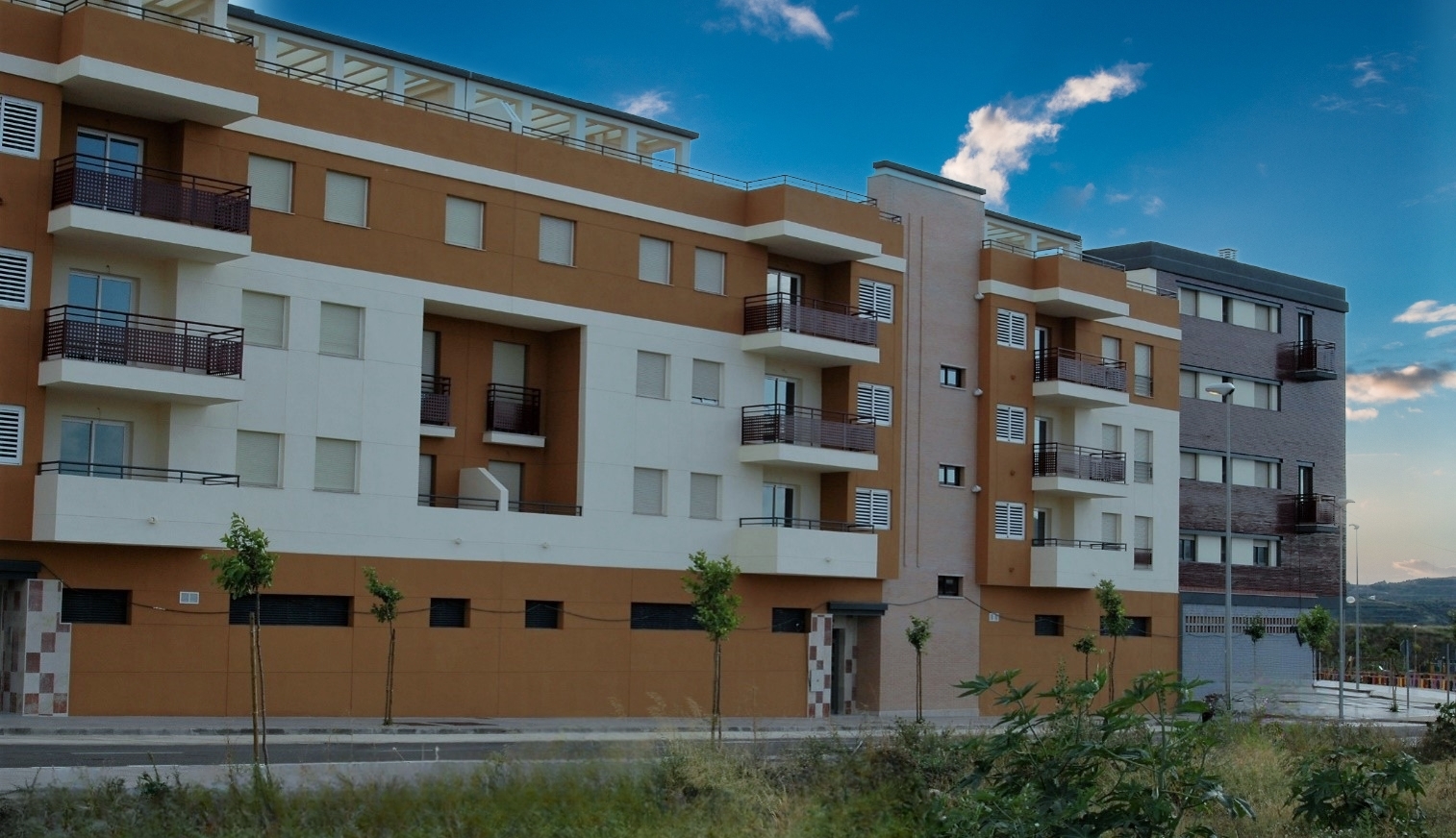 EDIFICIO 32 VIVIENDAS PARCELA 5 P.1.A SECTOR VM-7 (VÉLEZ-MÁLAGA)