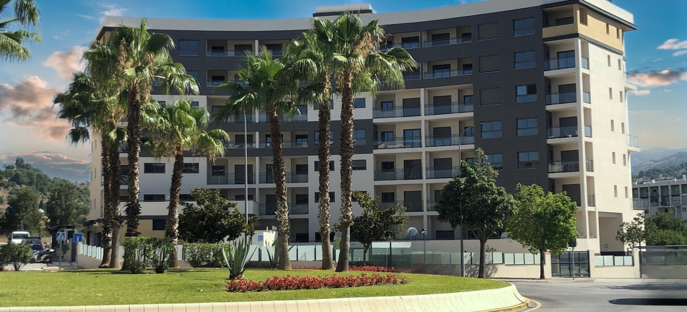 EDIFICIO 40 VIVIENDAS PLAZA JACQUES COUSTEAU Nº4 (MÁLAGA)