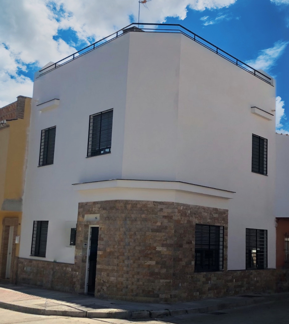 VIVIENDA UNIFAMILIAR EN CALLE CAÑETE LA REAL Nº11 (MÁLAGA)