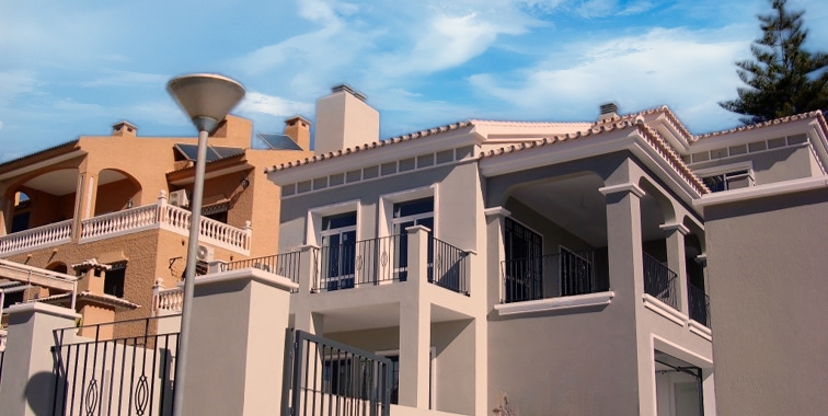 VIVIENDA UNIFAMILIAR EN CALLE ESCRITOR GONZALEZ ANLEO Nº9-11 (MÁLAGA)