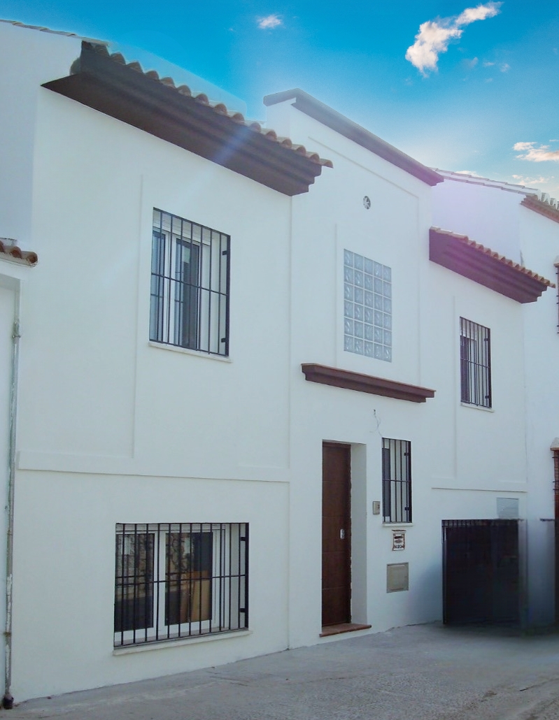 VIVIENDA UNIFAMILIAR EN CALLE MICA Nº11 (MÁLAGA)