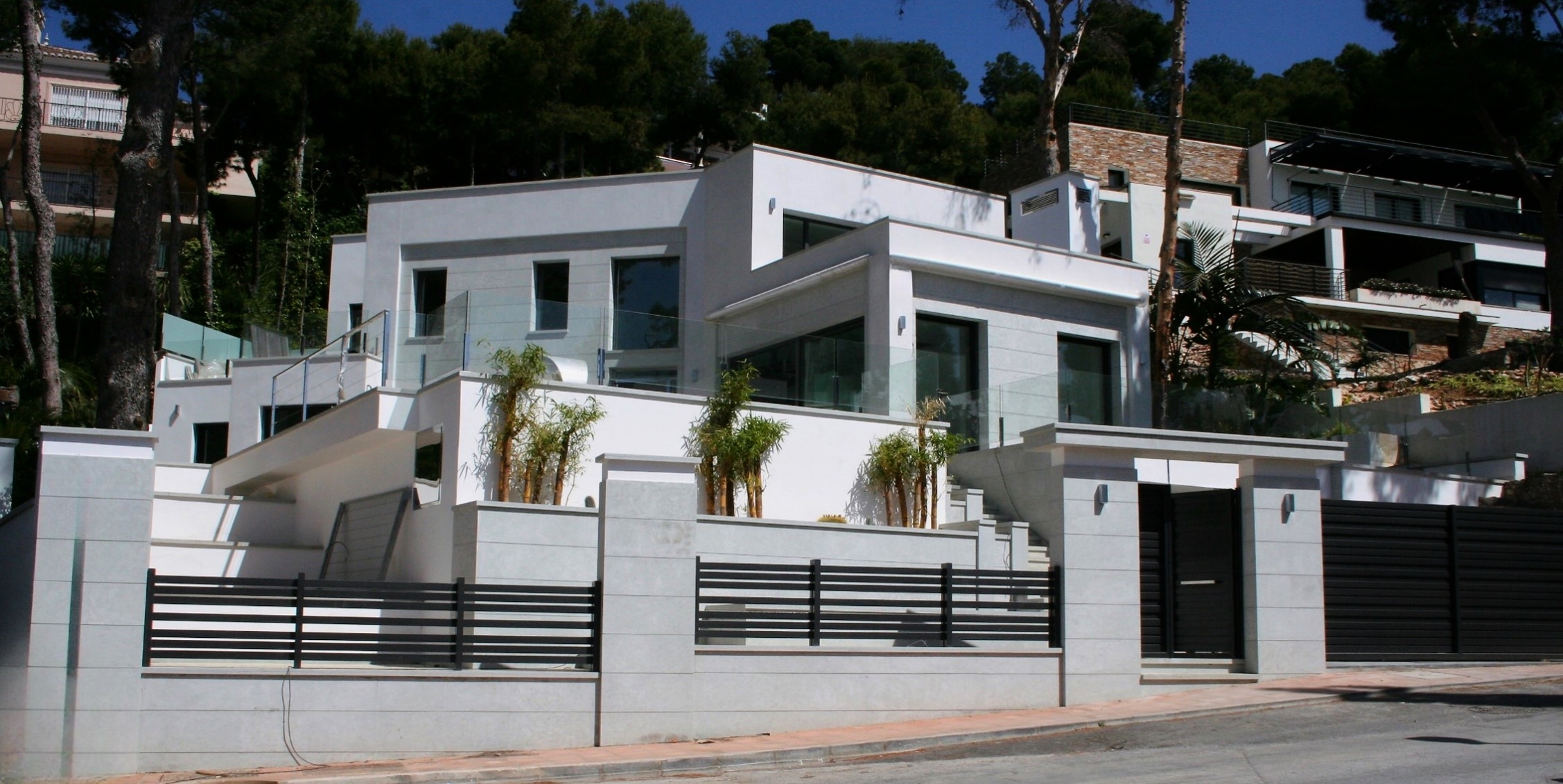 VIVIENDA UNIFAMILIAR EN CALLE PALMERAS Nº48 (MÁLAGA)